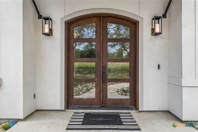 521 Rittimann Road, Spring Branch, TX 78070