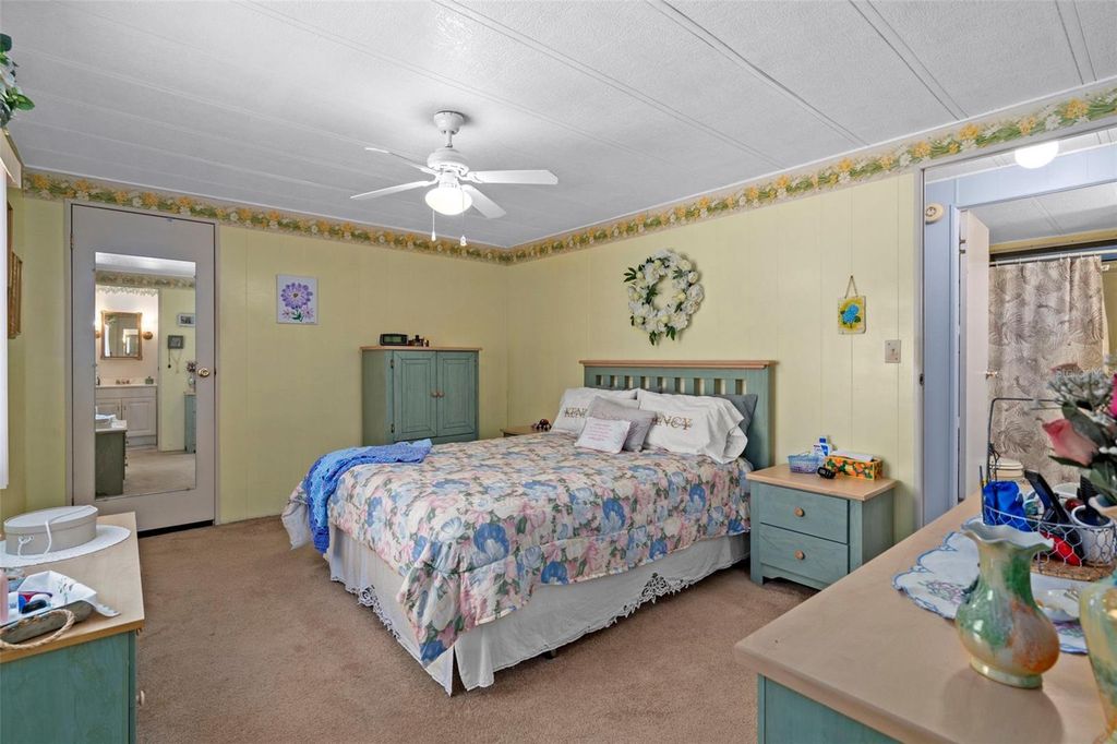 Image 21 of property listing at 8430 HIGHPOINT BOULEVARD, Brooksville, FL 34613