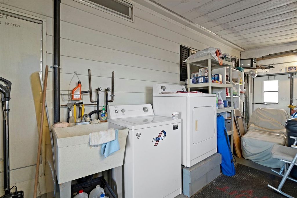 Image 32 of property listing at 8430 HIGHPOINT BOULEVARD, Brooksville, FL 34613