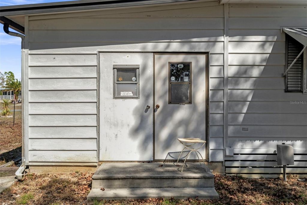 Image 36 of property listing at 8430 HIGHPOINT BOULEVARD, Brooksville, FL 34613