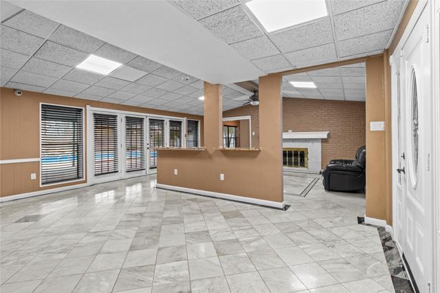 505 S Burnett Drive, Baytown, TX 77520