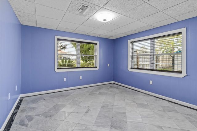 505 S Burnett Drive, Baytown, TX 77520