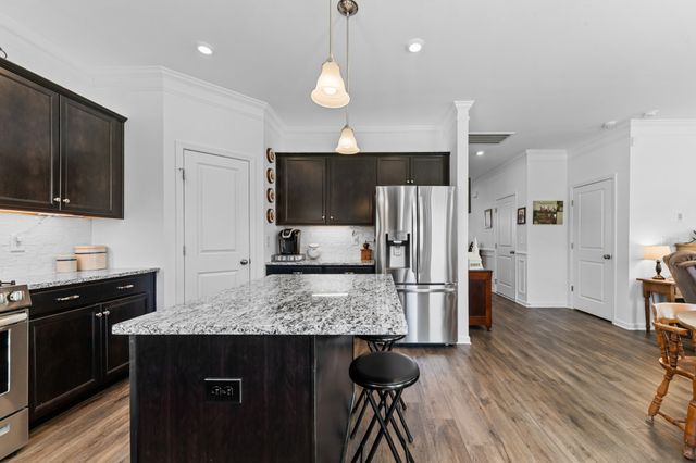 229 Stonewall Dr, Columbia, TN 38401