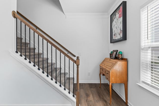 229 Stonewall Dr, Columbia, TN 38401