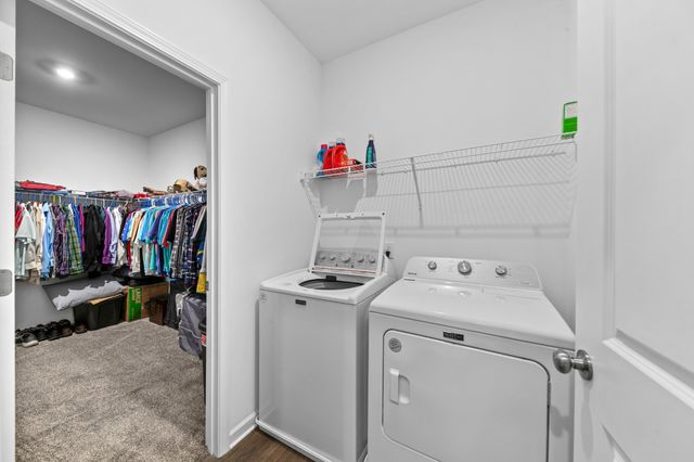 229 Stonewall Dr, Columbia, TN 38401