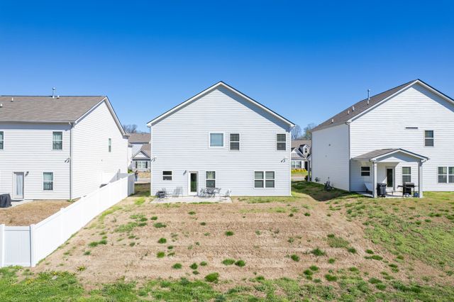 229 Stonewall Dr, Columbia, TN 38401