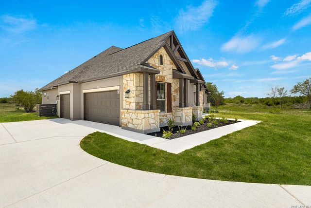 649 Legend Park, Castroville, TX 78009