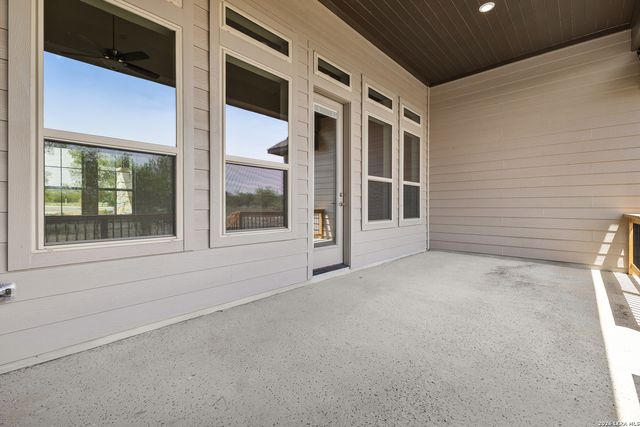 649 Legend Park, Castroville, TX 78009