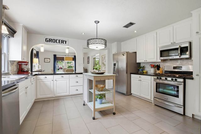 413 Mamie St., Hattiesburg, MS 39401