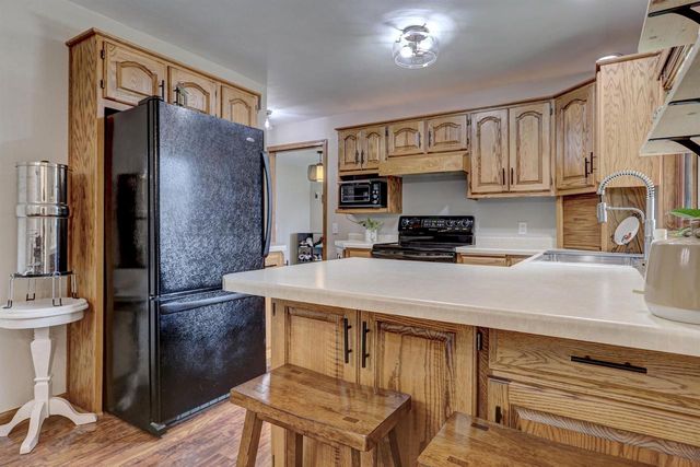 8599 WINNCREST ROAD, Neenah, WI 54956