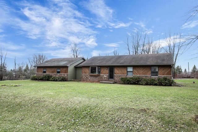8599 WINNCREST ROAD, Neenah, WI 54956