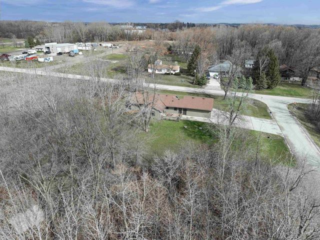 8599 WINNCREST ROAD, Neenah, WI 54956