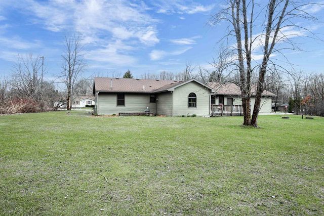 8599 WINNCREST ROAD, Neenah, WI 54956