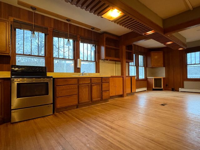 173 Leesville Road, East Haddam, CT 06469