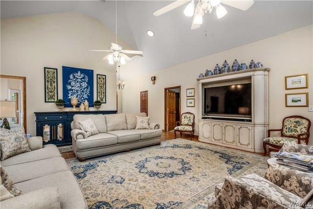 13447 Rocky Ridge, Northport, AL 35475