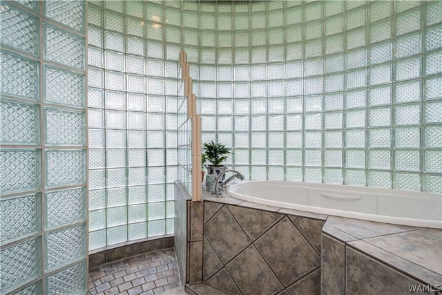 13447 Rocky Ridge, Northport, AL 35475