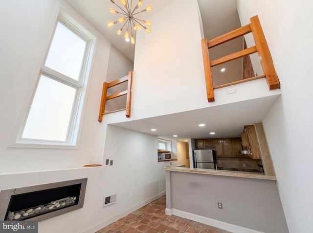 724 13TH ST NE, Washington, DC 20002