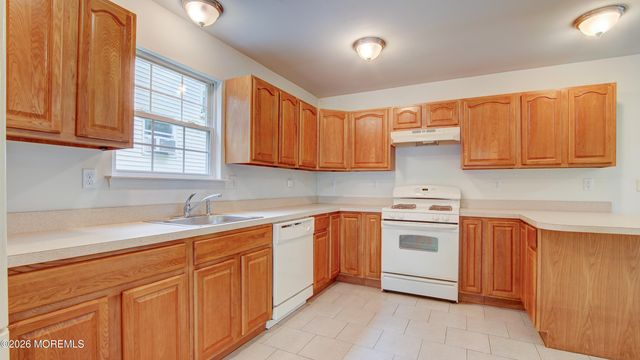 109 Woodland Drive, Aberdeen, NJ 07747
