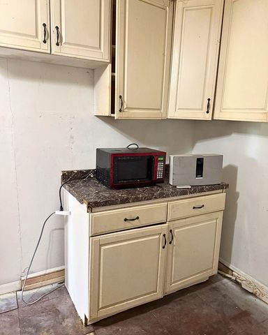 1622 Aspen ST, Roanoke, VA 24017