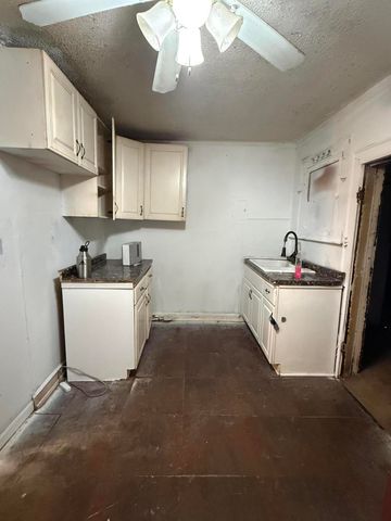 1622 Aspen ST, Roanoke, VA 24017