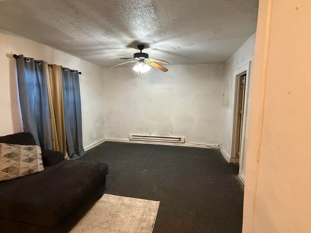 1622 Aspen ST, Roanoke, VA 24017