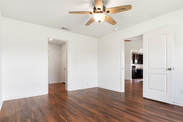 4014 Lakeview Drive, Sanger, TX 76266