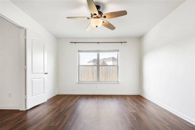 4014 Lakeview Drive, Sanger, TX 76266
