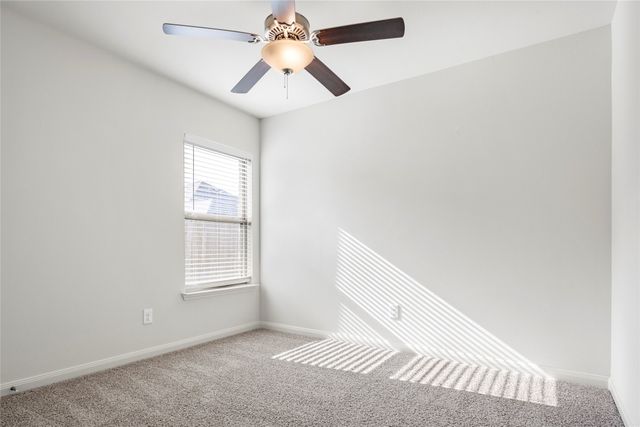 4014 Lakeview Drive, Sanger, TX 76266