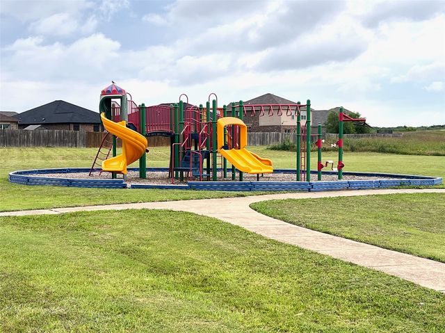 4014 Lakeview Drive, Sanger, TX 76266
