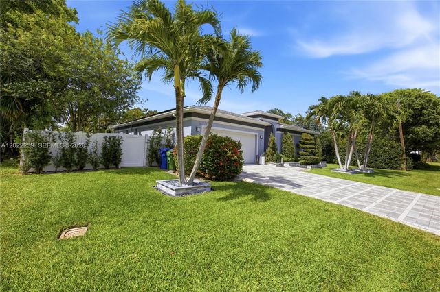 105 NE 28th Ct, Wilton Manors, FL 33334