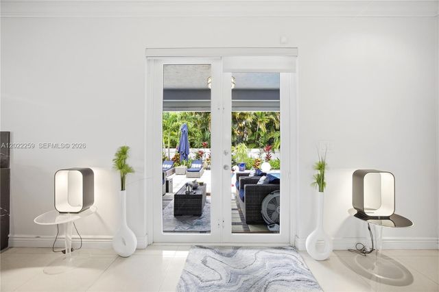 105 NE 28th Ct, Wilton Manors, FL 33334