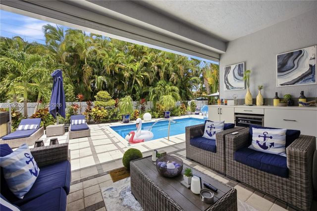 105 NE 28th Ct, Wilton Manors, FL 33334