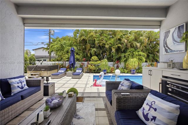 105 NE 28th Ct, Wilton Manors, FL 33334