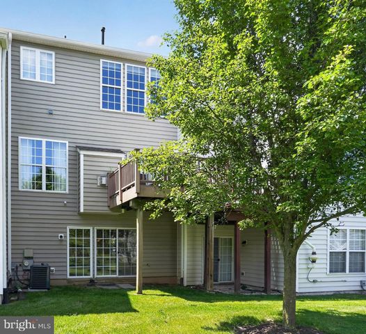 4 ADDISON CT, Doylestown, PA 18901