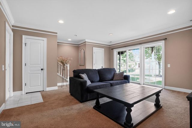 4 ADDISON CT, Doylestown, PA 18901