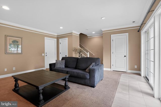 4 ADDISON CT, Doylestown, PA 18901