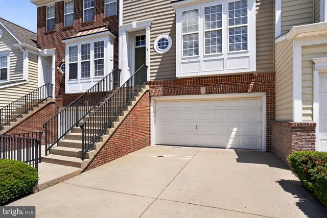 4 ADDISON CT, Doylestown, PA 18901