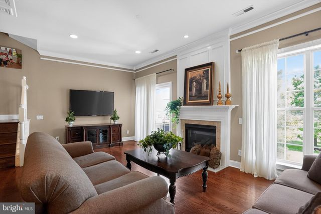 4 ADDISON CT, Doylestown, PA 18901