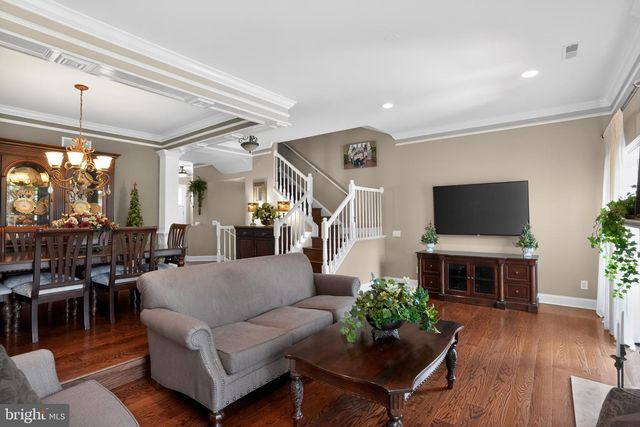 4 ADDISON CT, Doylestown, PA 18901
