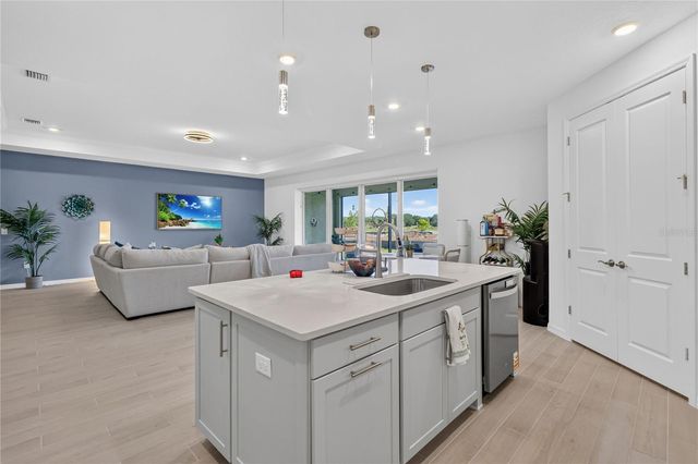 5503 BANYAN BAY ROAD, St Cloud, FL 34771