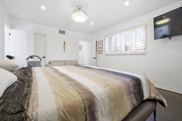 20100 NE 20th Court 0, Miami, FL 33179
