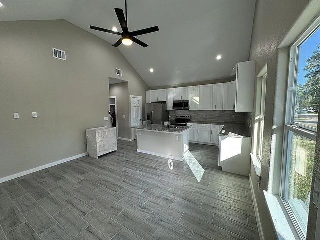 16713 E Forrestal, Montgomery, TX 77316