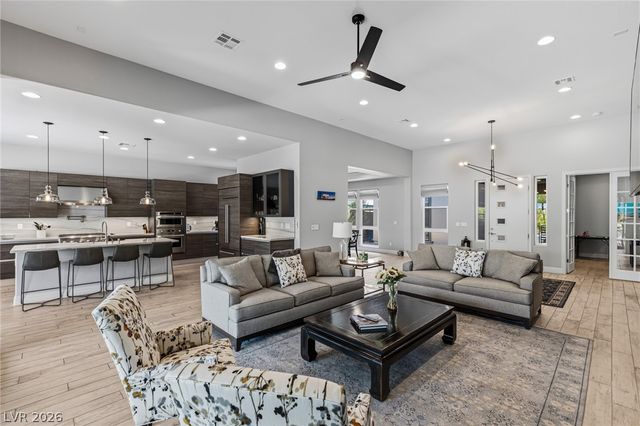 6957 Rainstone Street, Las Vegas, NV 89148