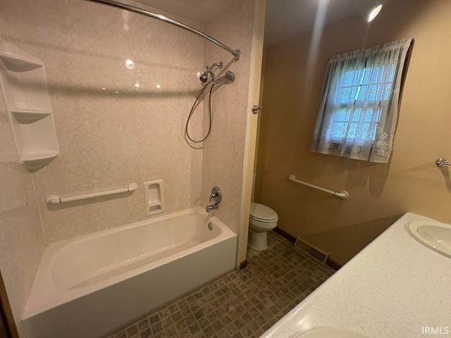 61313 County Road 21, Goshen, IN 46528