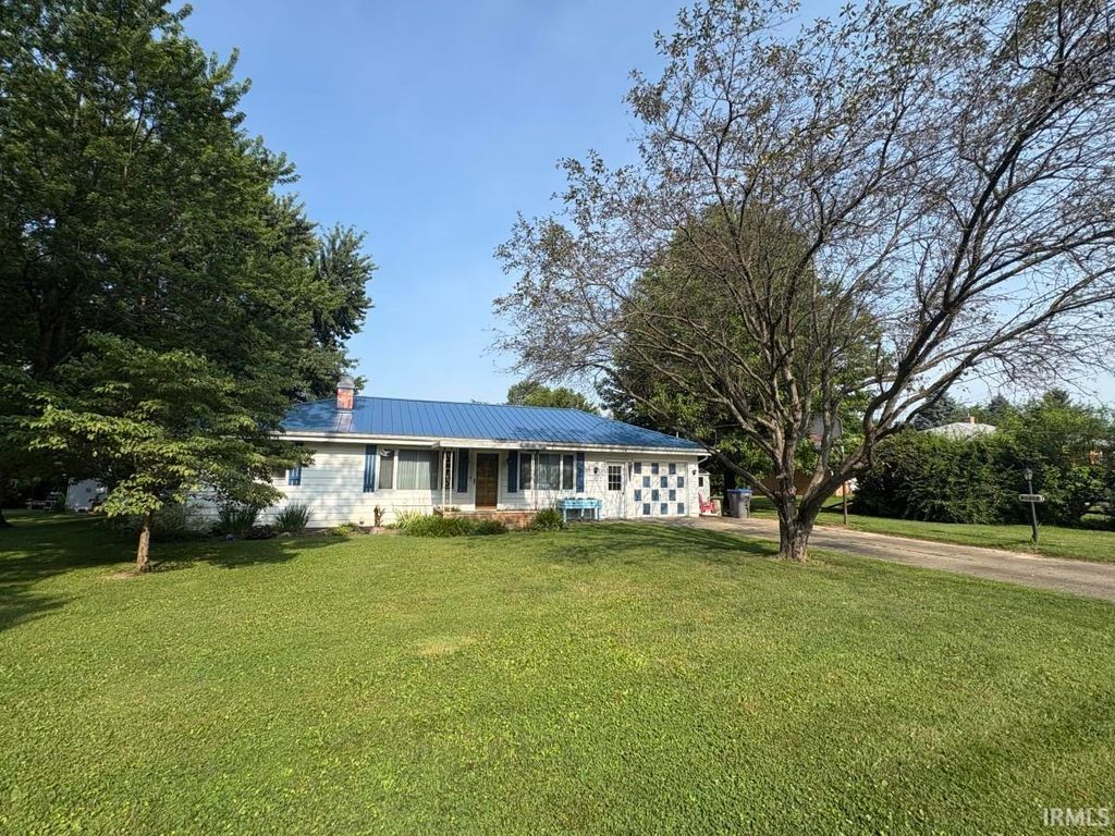 61313 County Road 21, Goshen, IN 46528