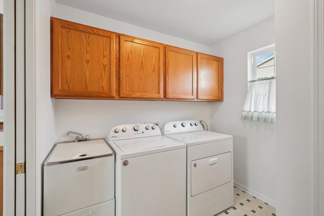 8095 Clover Ridge Court, Grand Blanc, MI 48439