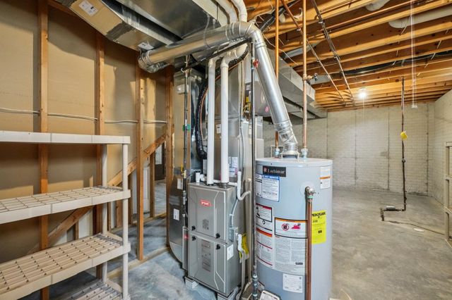 8095 Clover Ridge Court, Grand Blanc, MI 48439