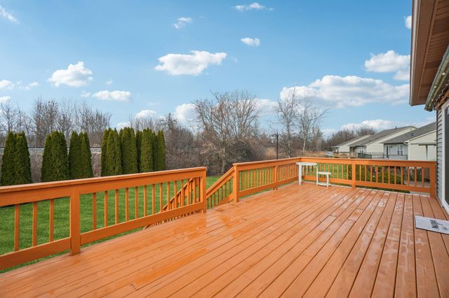 8095 Clover Ridge Court, Grand Blanc, MI 48439