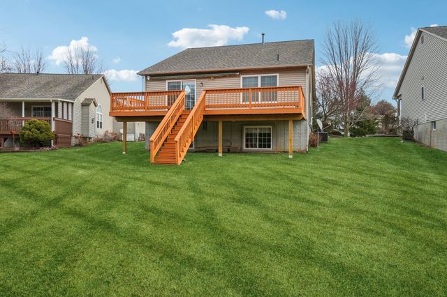 8095 Clover Ridge Court, Grand Blanc, MI 48439