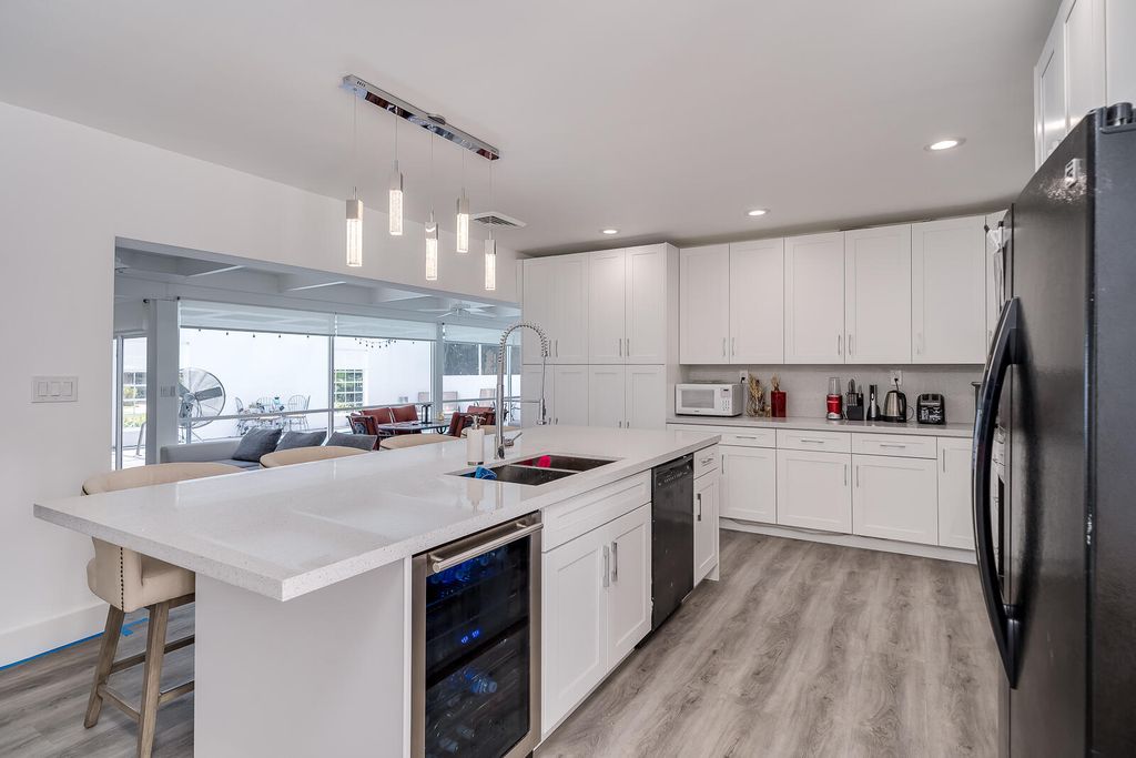 1779 SE 25th Avenue, Fort Lauderdale, FL 33316